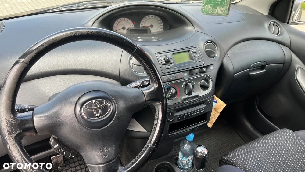Toyota Yaris - 9