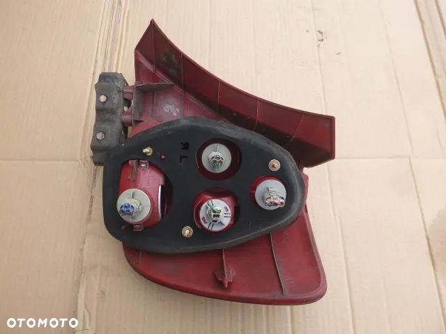 LAMPA LEWY TYŁ LEWA TYLNA HONDA CIVIC VII 3D HB - 8