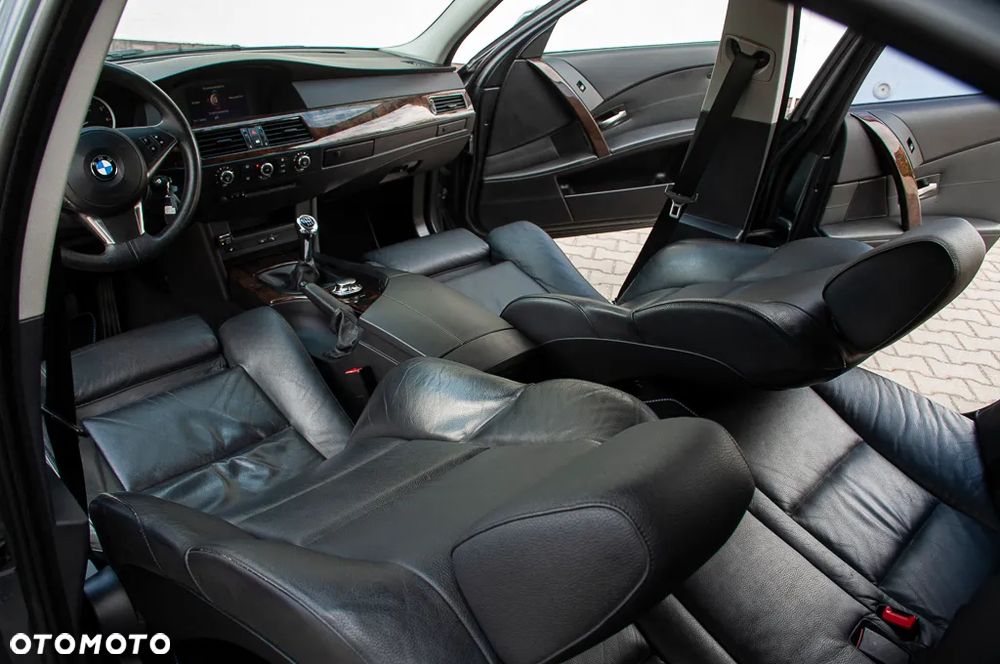 BMW Seria 5 - 34