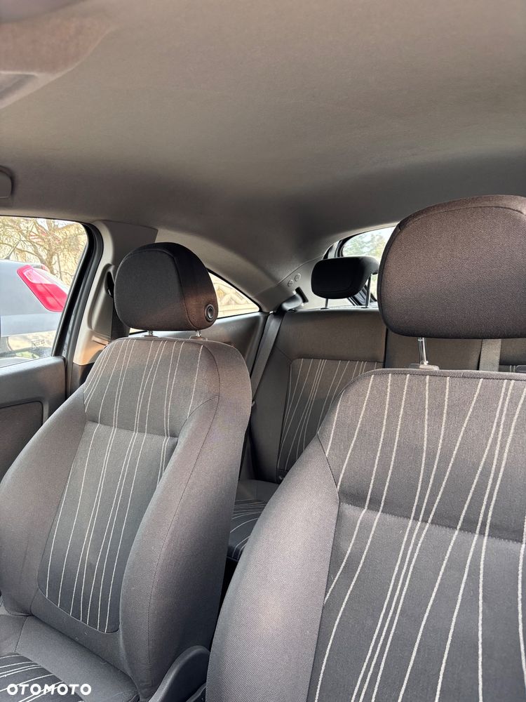 Opel Corsa 1.2 16V Cosmo - 11