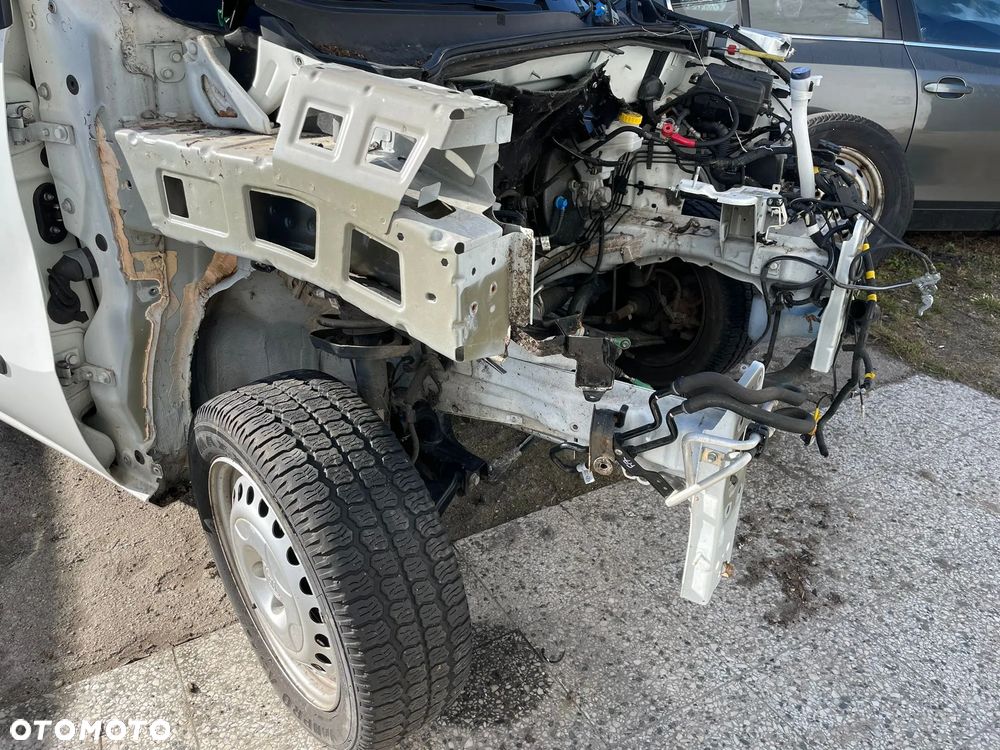 Podłużnica prawa lewa przód pas gira strefa zgniotu wzmocnienie Fiat Doblo II Lift 2018r ćwiartka - 1
