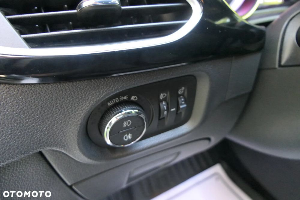 Opel Astra 1.4 Turbo Dynamic - 29