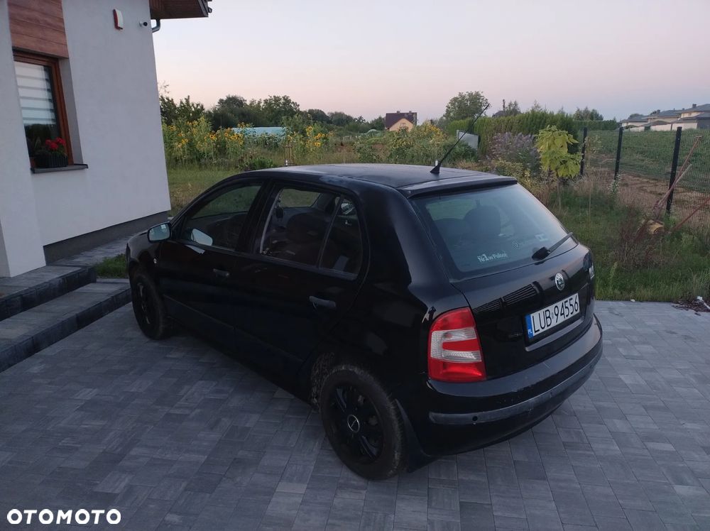 Skoda Fabia 1.4 16V Classic + - 4