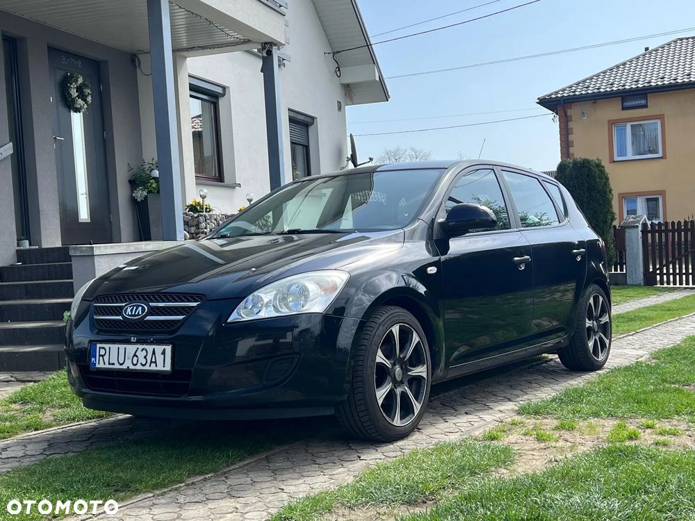 Kia Ceed Cee'd 1.4 Comfort - 1