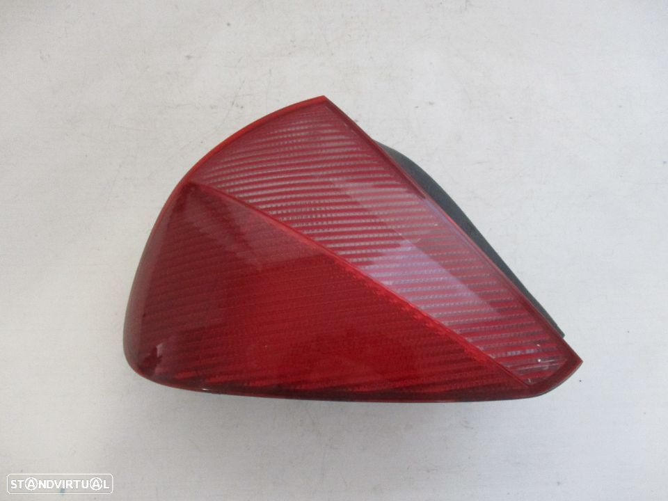 Farol Farolim Tras Lancia Lybra Esquerdo - 2
