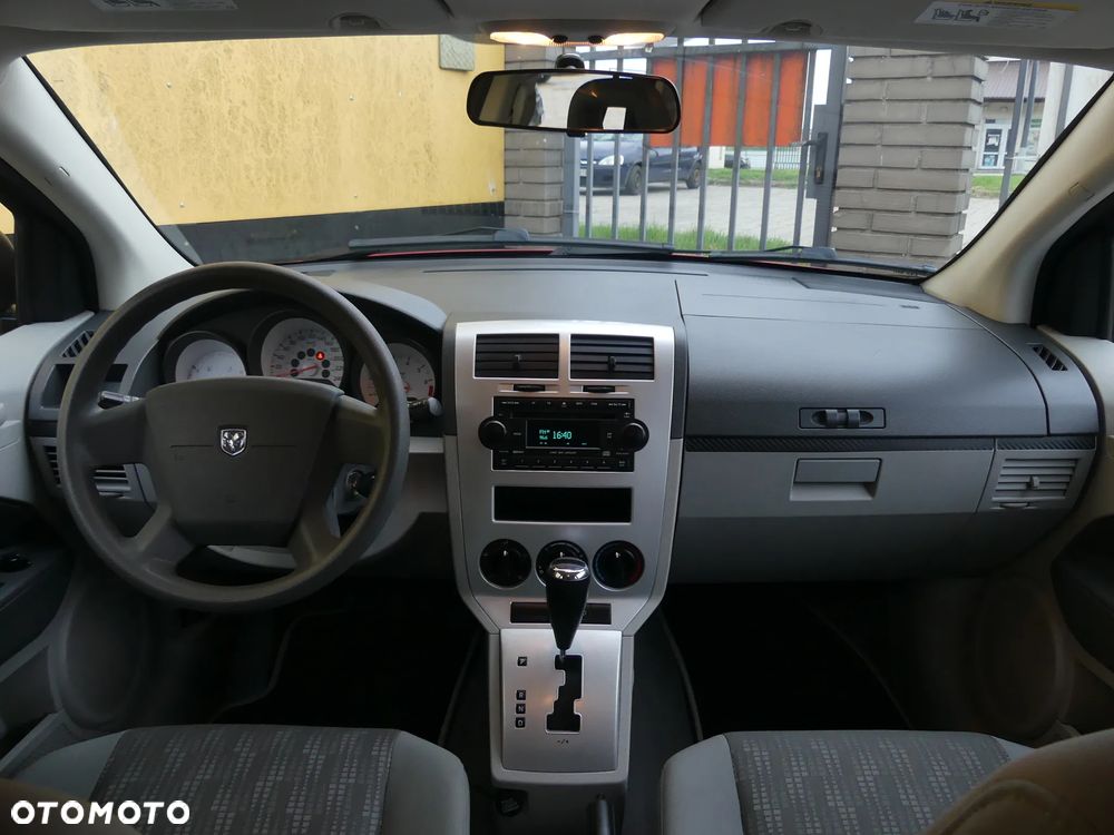 Dodge Caliber 2.0 CVT SE - 4