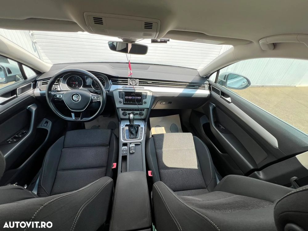 Volkswagen Passat 2.0 TDI DSG Highline - 8