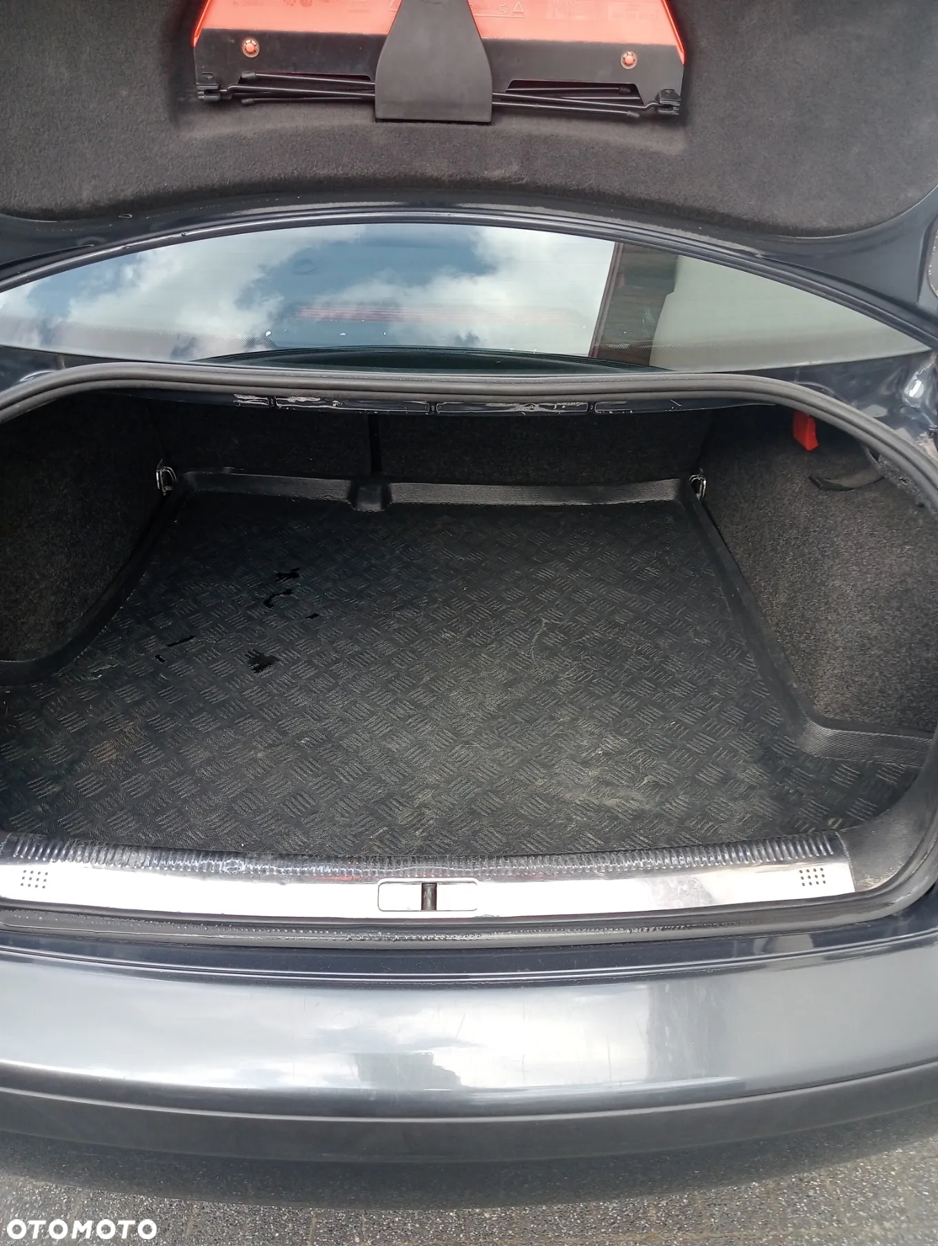Volkswagen Passat 1.9 TDI Highline - 8
