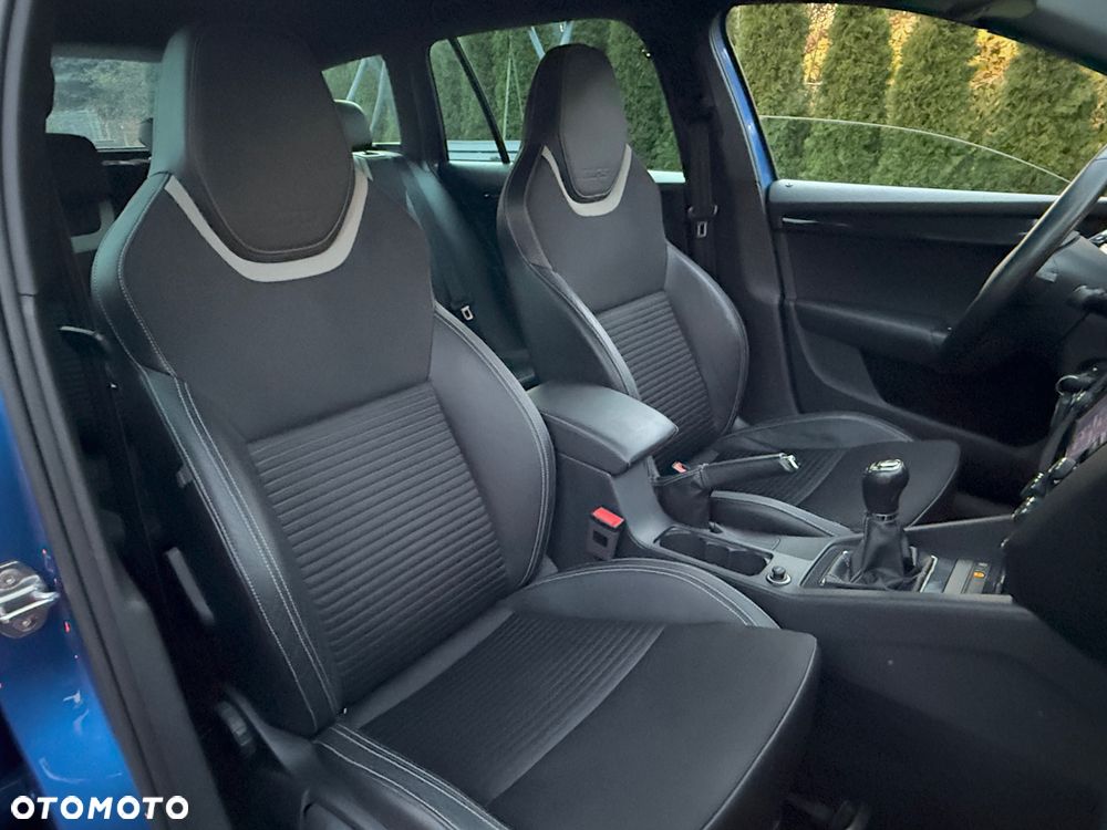 Skoda Octavia 2.0 TDI RS - 17