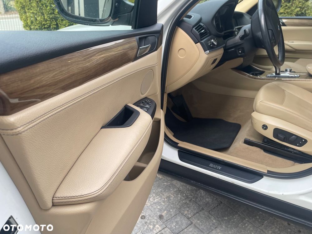 BMW X3 28i xDrive - 7