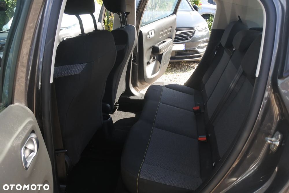 Citroën C3 Pure Tech 82 SHINE - 9