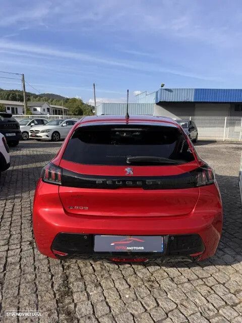 Peugeot e-208 - 5