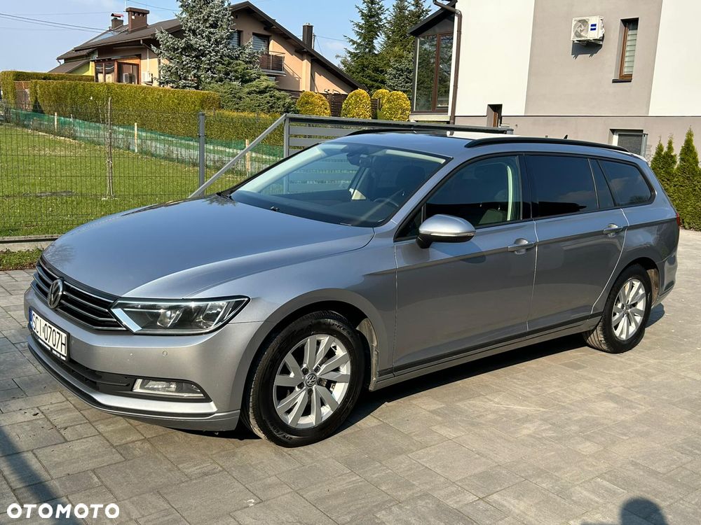 Volkswagen Passat 1.6 TDI BMT Comfortline - 12