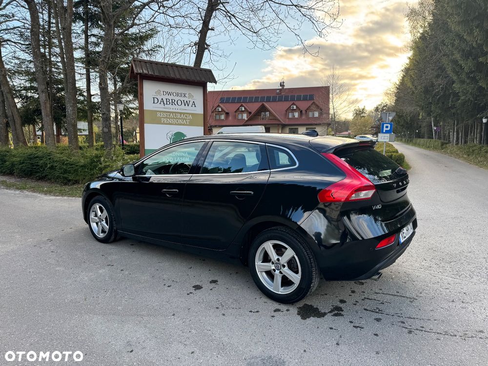 Volvo V40 D3 Momentum - 10