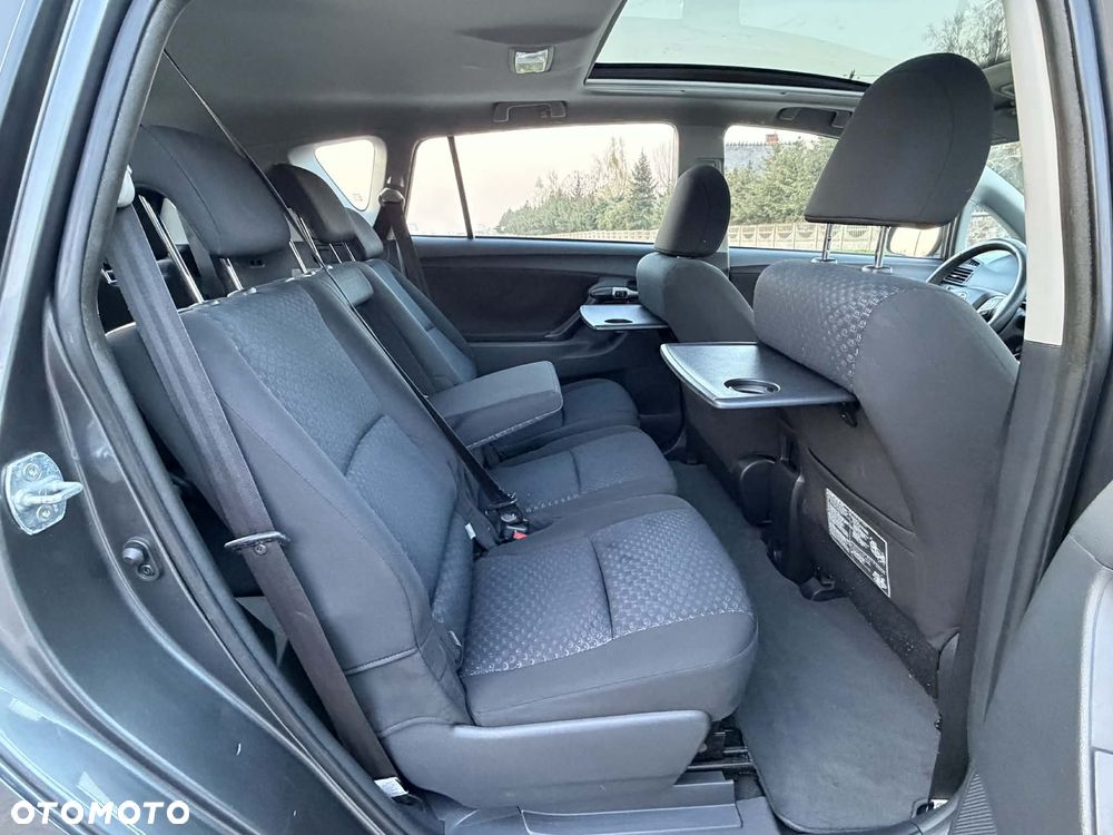 Toyota Verso 2.0 D-4D Sol SW 7os - 13