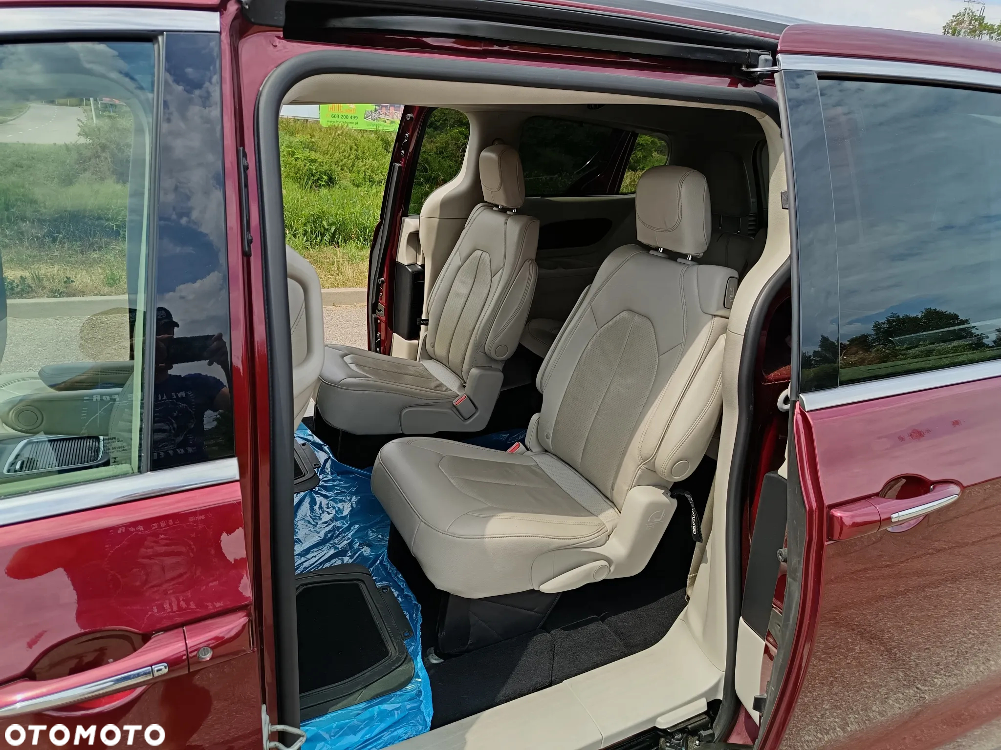 Chrysler Pacifica - 19
