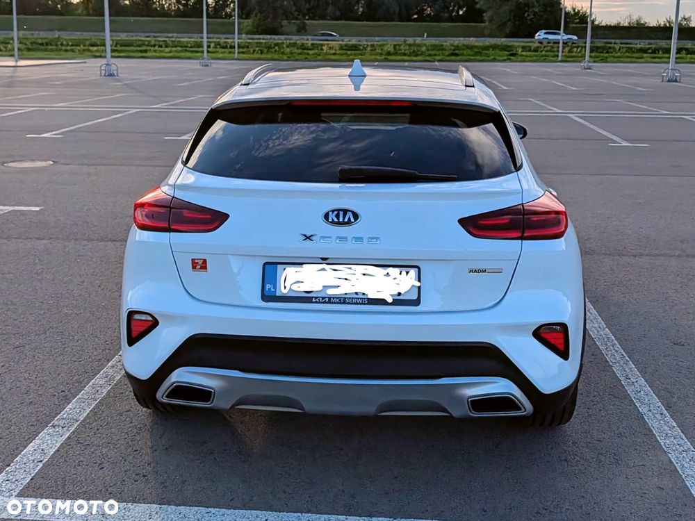 Kia XCeed 1.4 T-GDI L DCT - 9