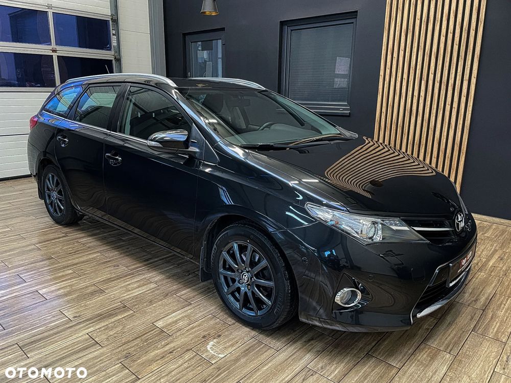Toyota Auris ver-1-6-comfort - 5
