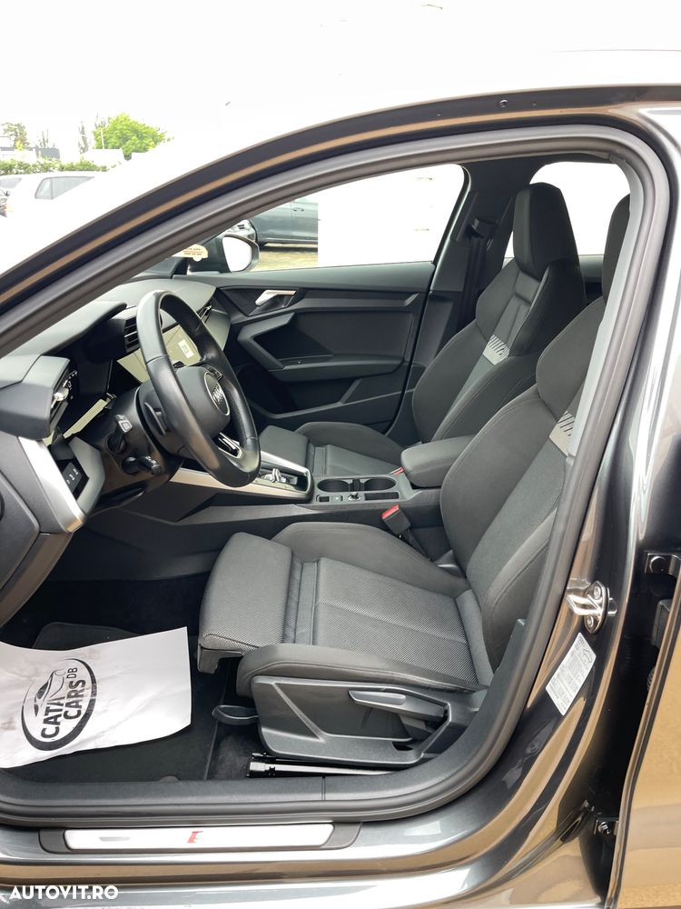 Audi A3 2.0 TDI S tronic Sport - 30