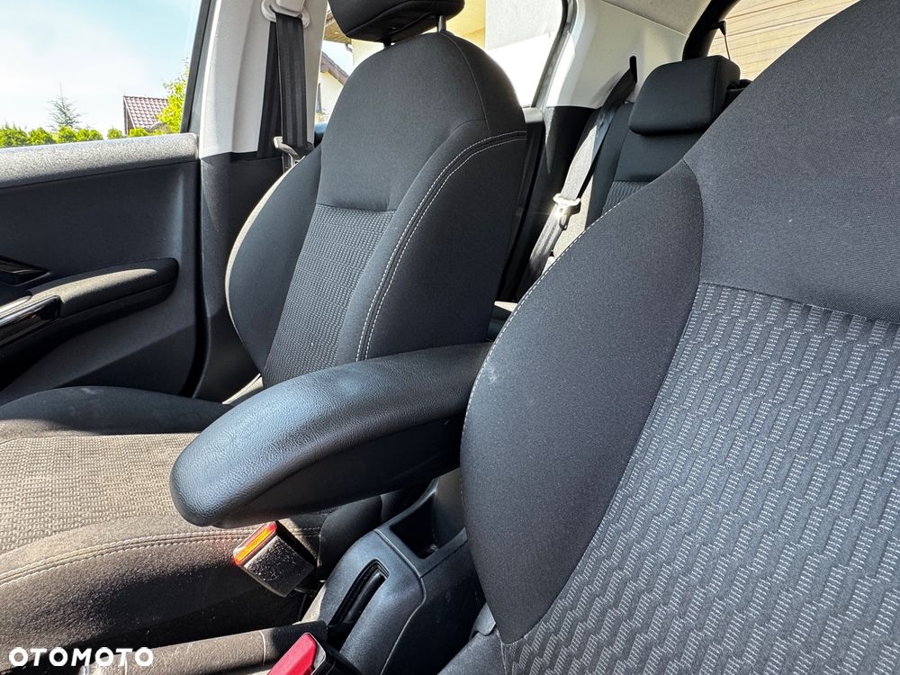 Peugeot 208 PureTech 82 Start & Stop Active - 23