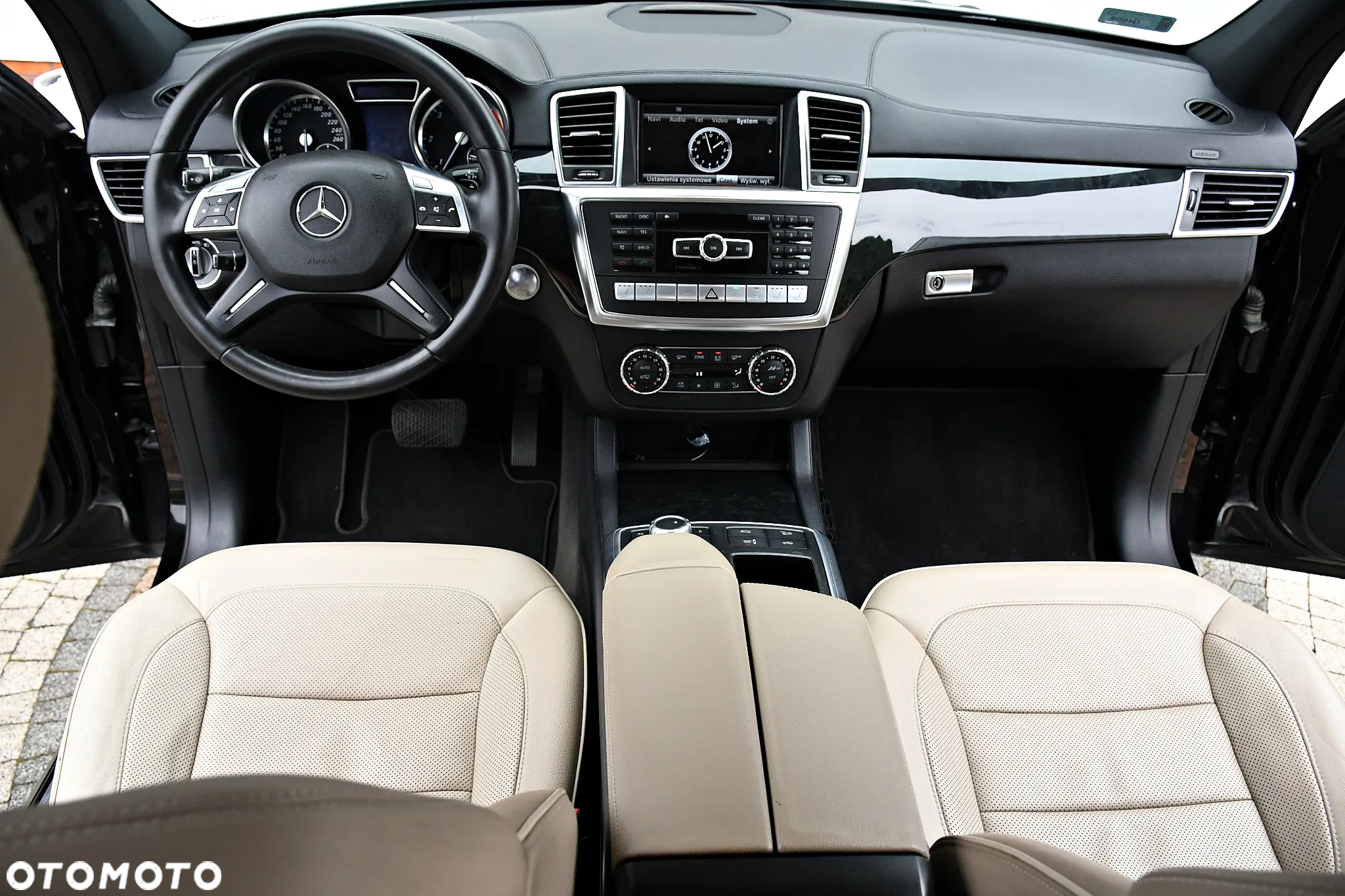 Mercedes-Benz GL 350 BlueTec 4-Matic - 26