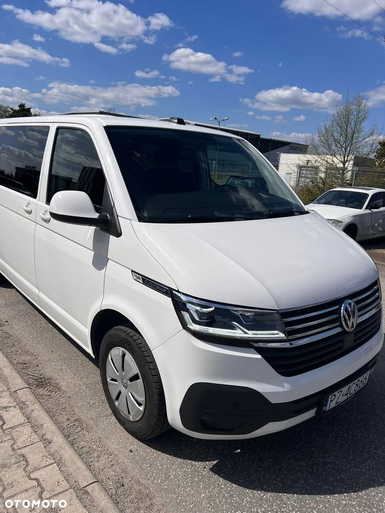Volkswagen Caravelle - 8