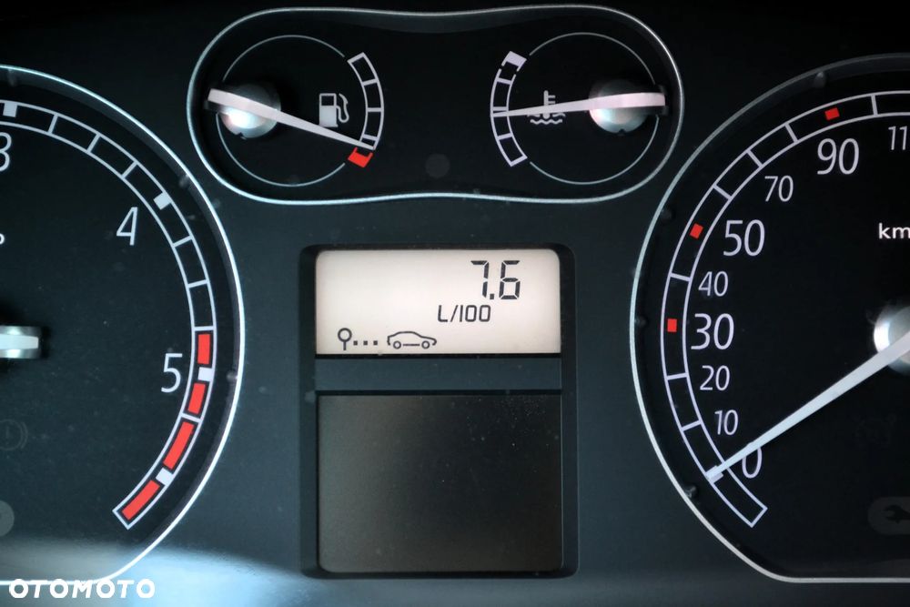 Renault Laguna 2.2 dCi FAP Privilege Plus - 39