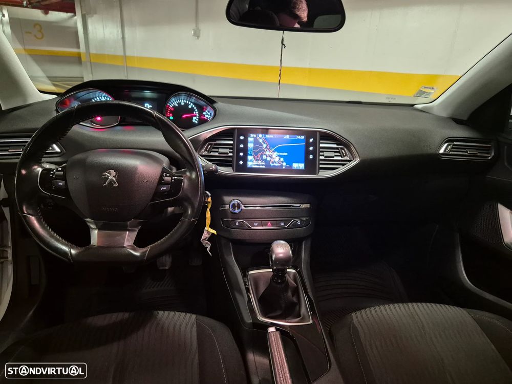 Peugeot 308 SW 1.6 BlueHDi Active J17 - 39