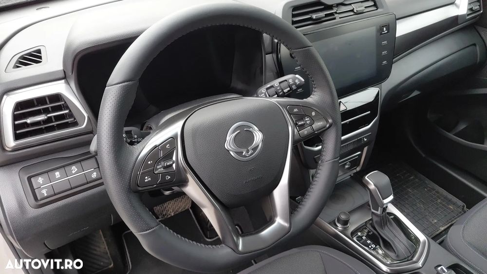 KG Mobility Tivoli - 9