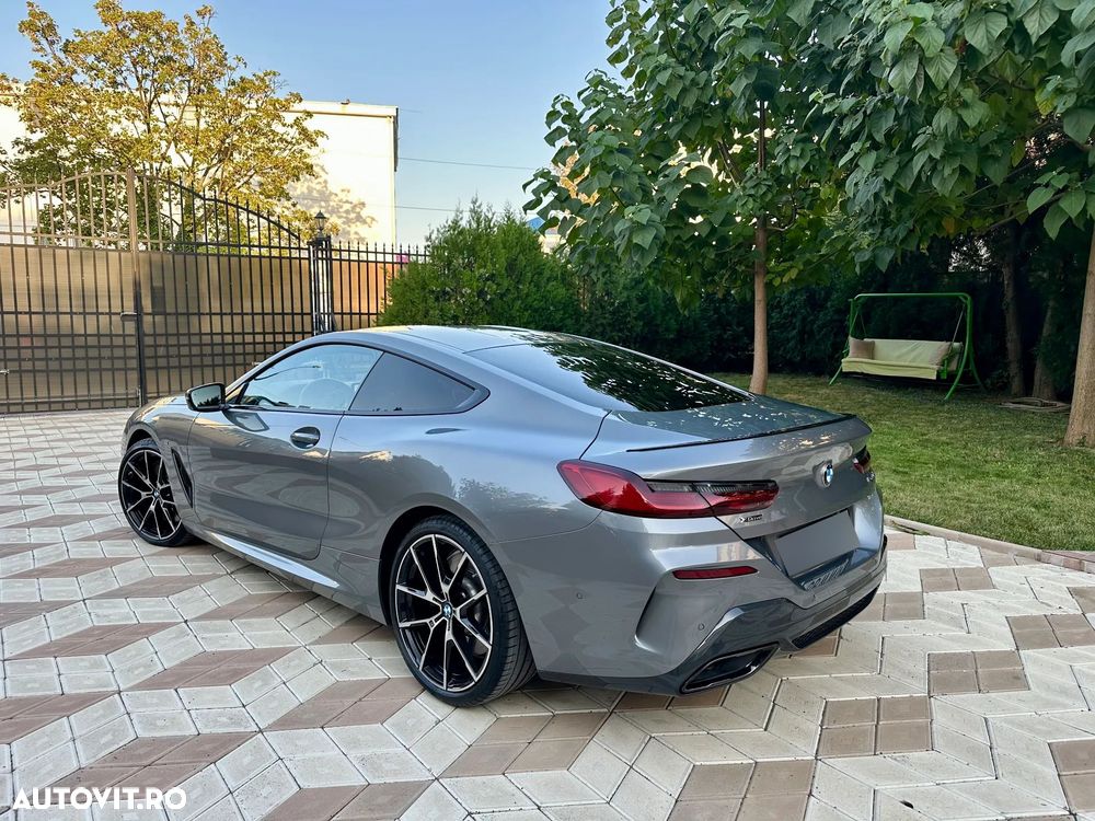 BMW Seria 8 2023 photo 4