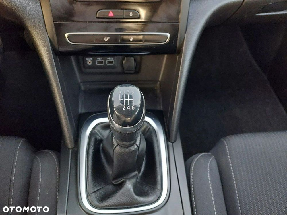 Renault Megane 1.5 Blue dCi Intens - 20