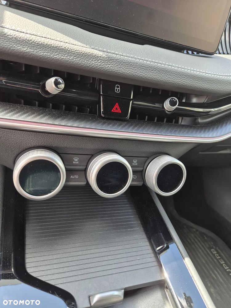 Skoda Superb 2.0 TSI Sportline DSG - 9