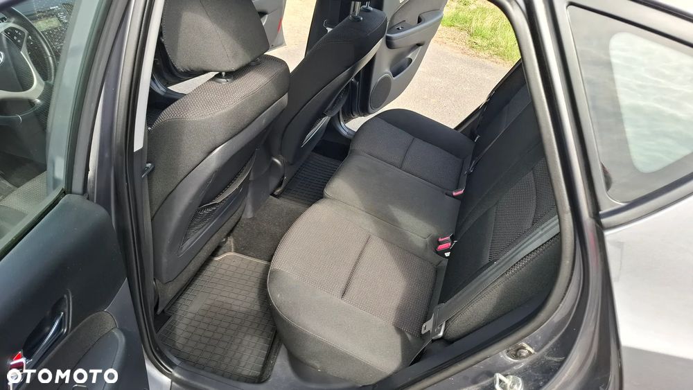 Hyundai i30 1.6 blue Classic - 6