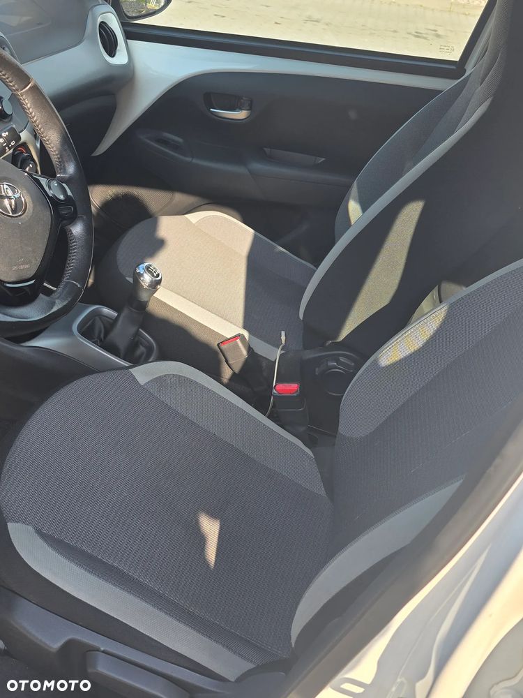 Toyota Aygo 1.0 VVT-i Color Edition - 6