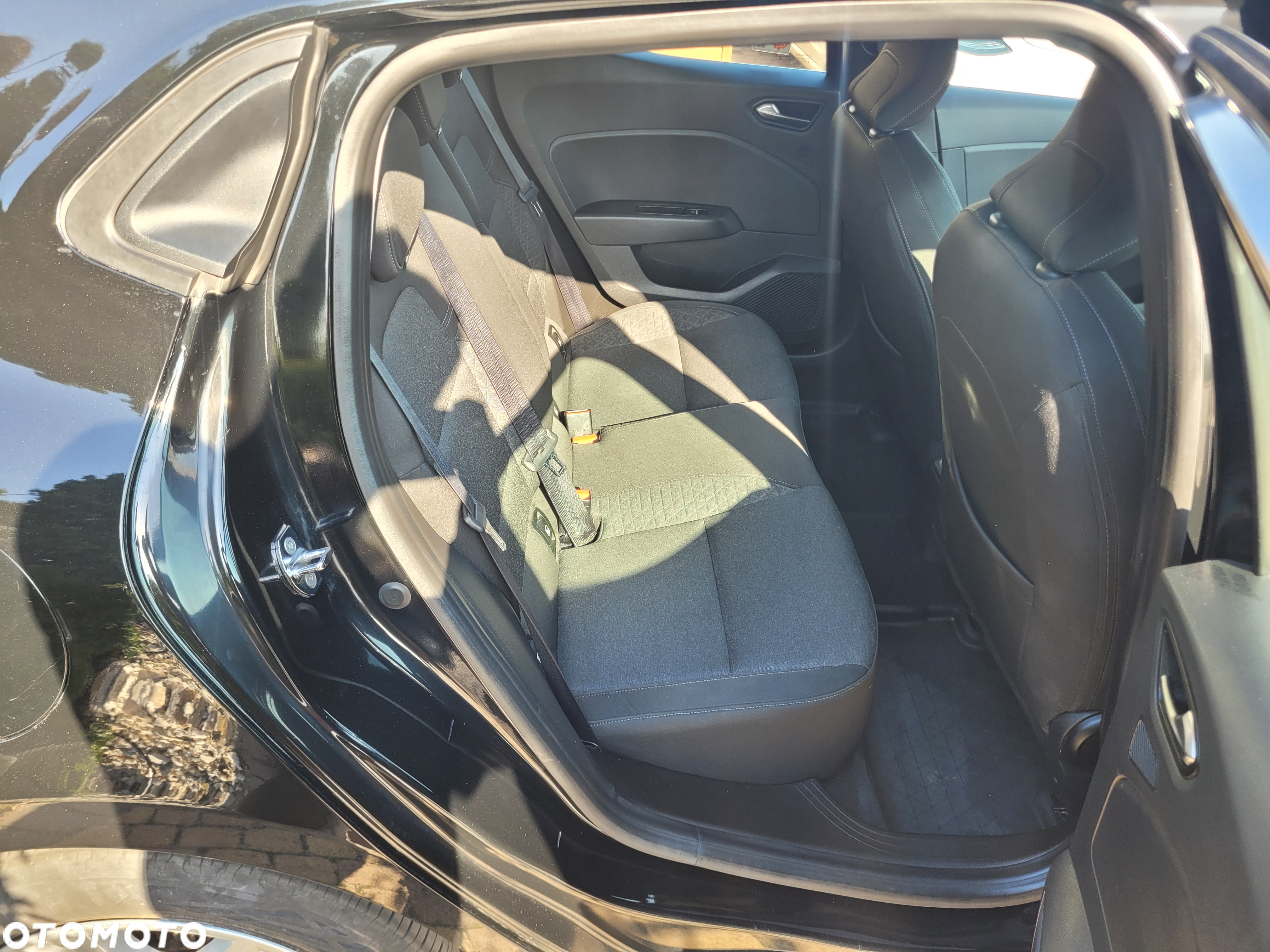 Renault Clio - 10