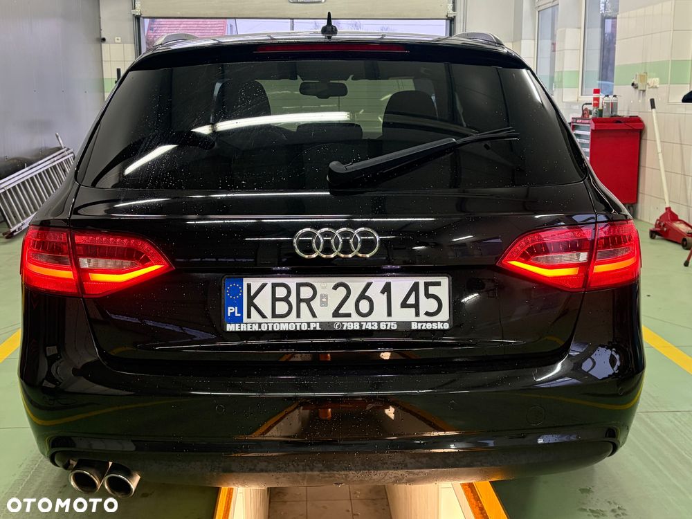 Audi A4 Avant 2.0 TDI DPF multitronic S line Sportpaket - 16