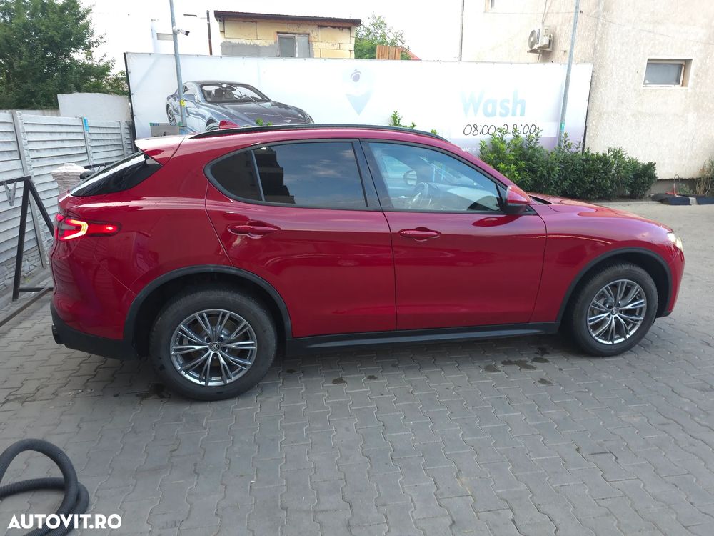 Alfa Romeo Stelvio 2.0 Turbo AWD AT8 Super - 2