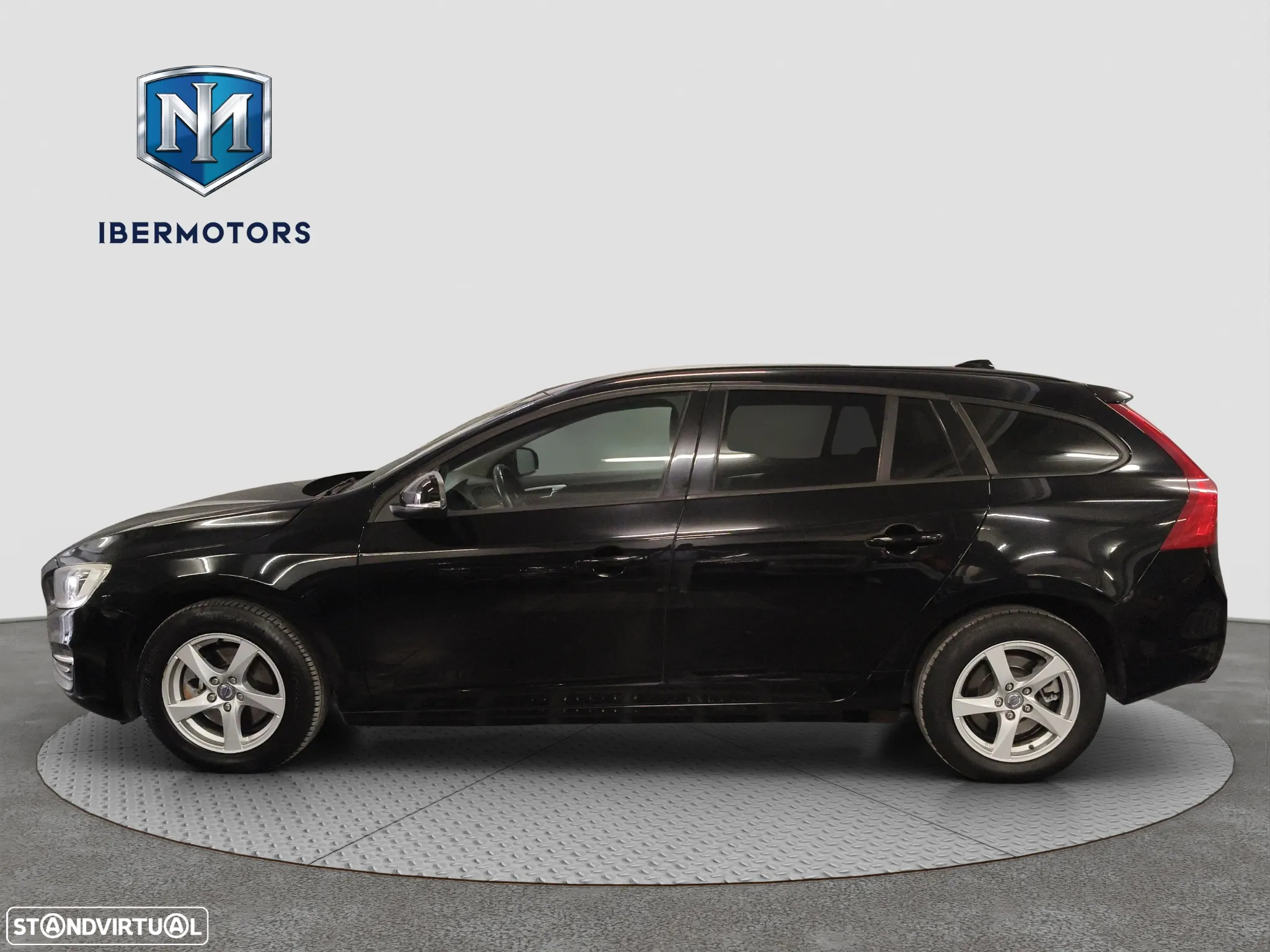 Volvo V60 1.6 D2 Drive Momentum Start/Stop - 5