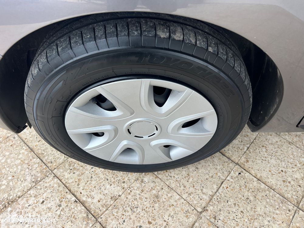 Renault Clio dCi 90 Dynamique - 9