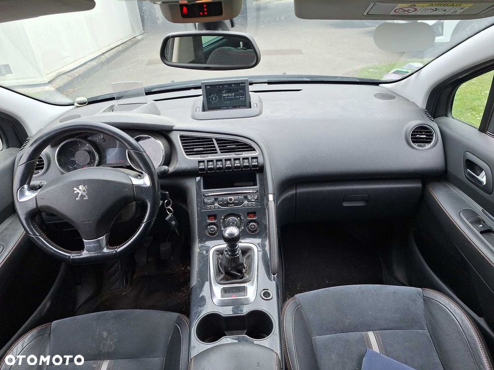 Peugeot 3008 PureTech 130 Stop & Start GPF Allure Pack - 2
