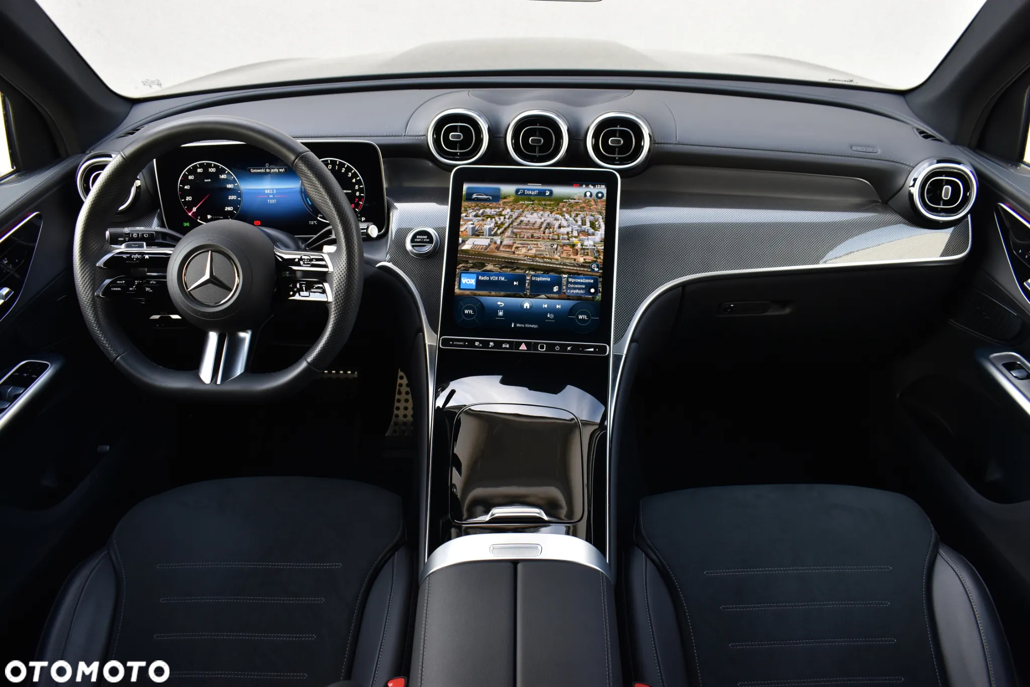 Mercedes-Benz GLC 300 e 4-Matic AMG Line - 17