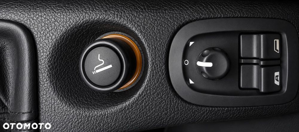Peugeot 206 75 JBL - 14