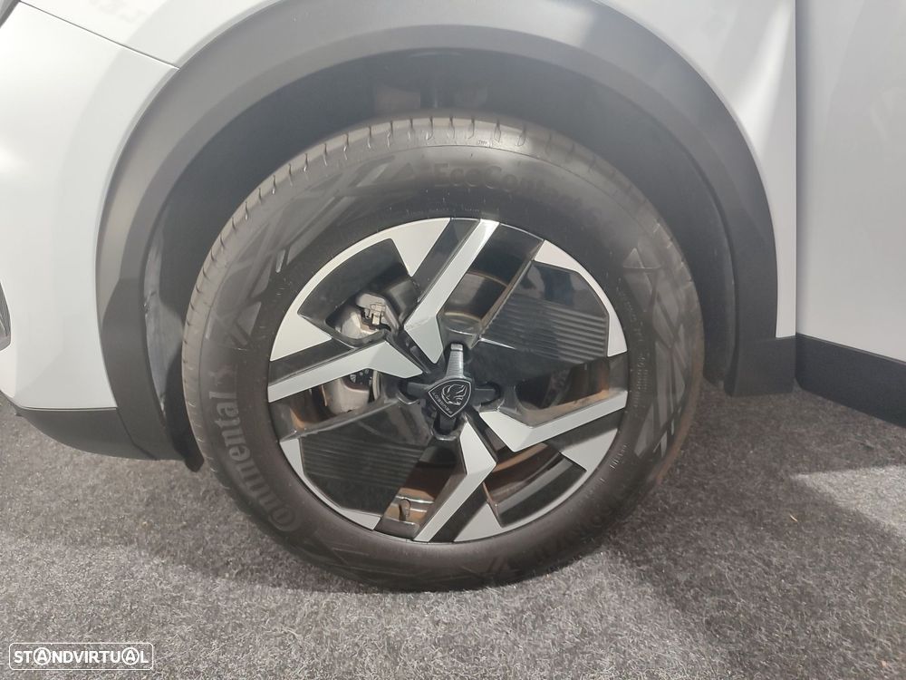 Peugeot 2008 1.2 Hybrid Allure e-DCS6 - 37
