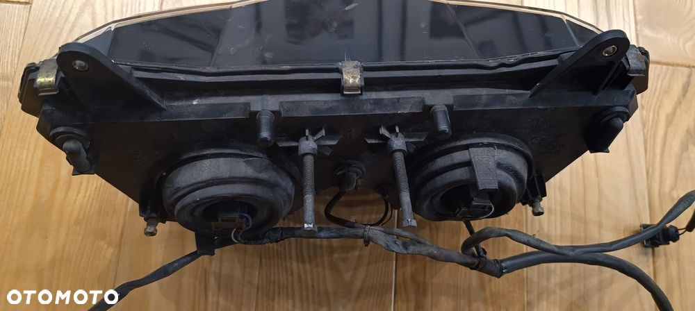 APRILIA ETV CAPONORD 1000 REFLEKTOR LAMPA  2004 - 13