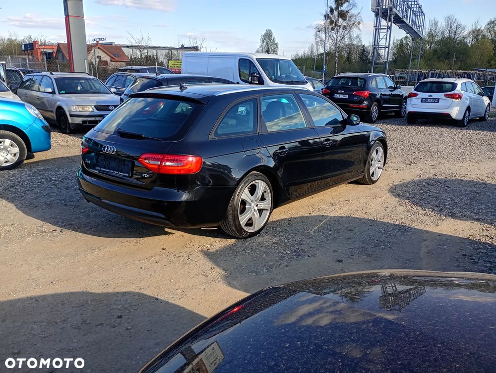 Audi A4 Avant 2.0 TDI DPF Ambiente - 25