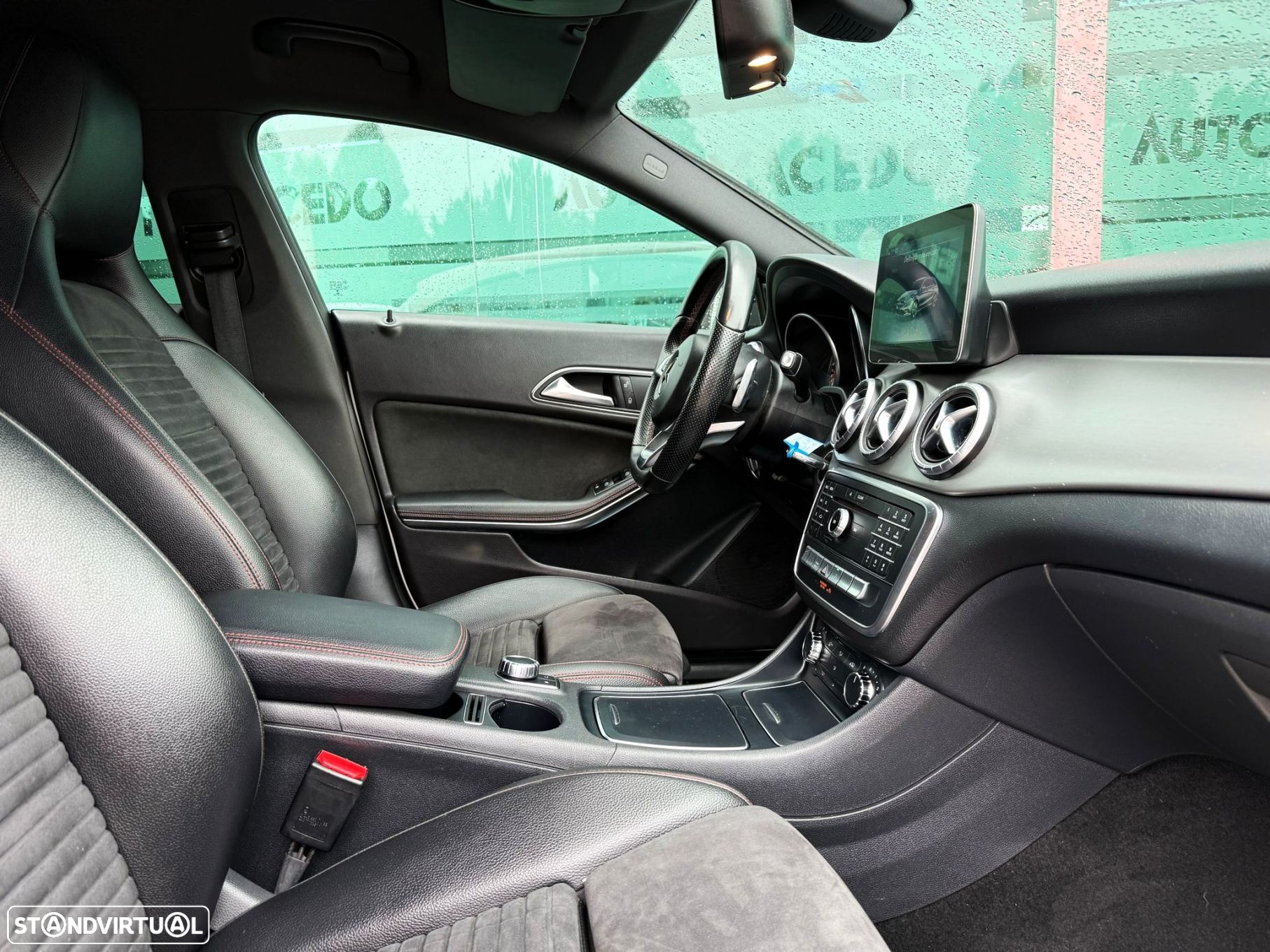 Mercedes-Benz CLA 180 d Shooting Brake AMG Line Aut. - 15