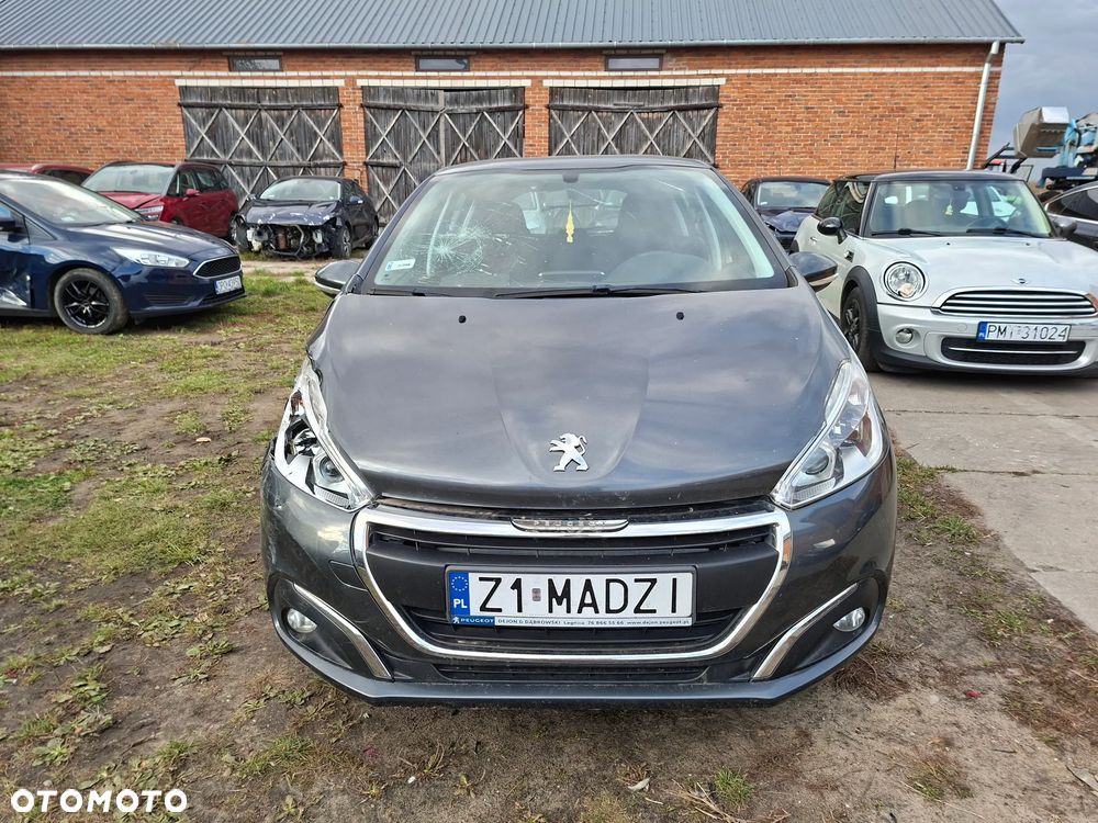 Peugeot 208 - 2