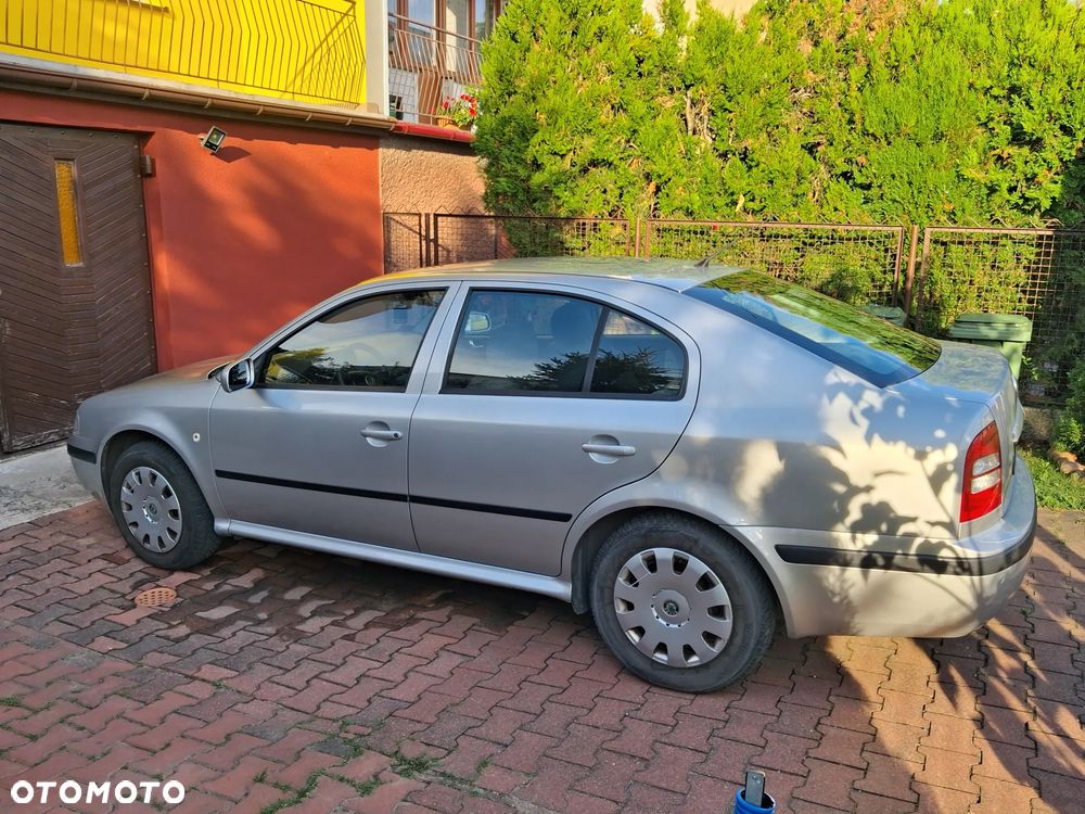 Skoda Octavia 1.9 TDI Tour Plus - 4