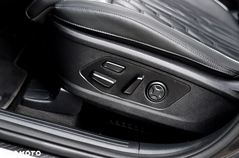 Kia Sorento 1.6 T-GDI HEV Prestige Line 7os - 20