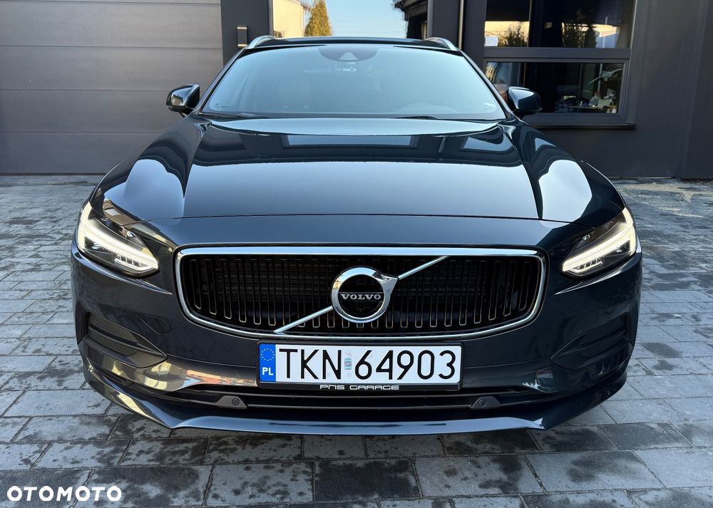 Volvo V90 D3 Momentum - 2